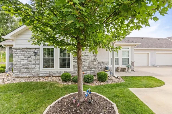 $499,900 | 13975 West 112th Terrace, Olathe, KS 66215