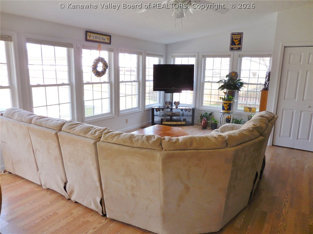 128 Poplar Point Poca, WV 25159 - Photo 16 of 26 Gallery Image 16