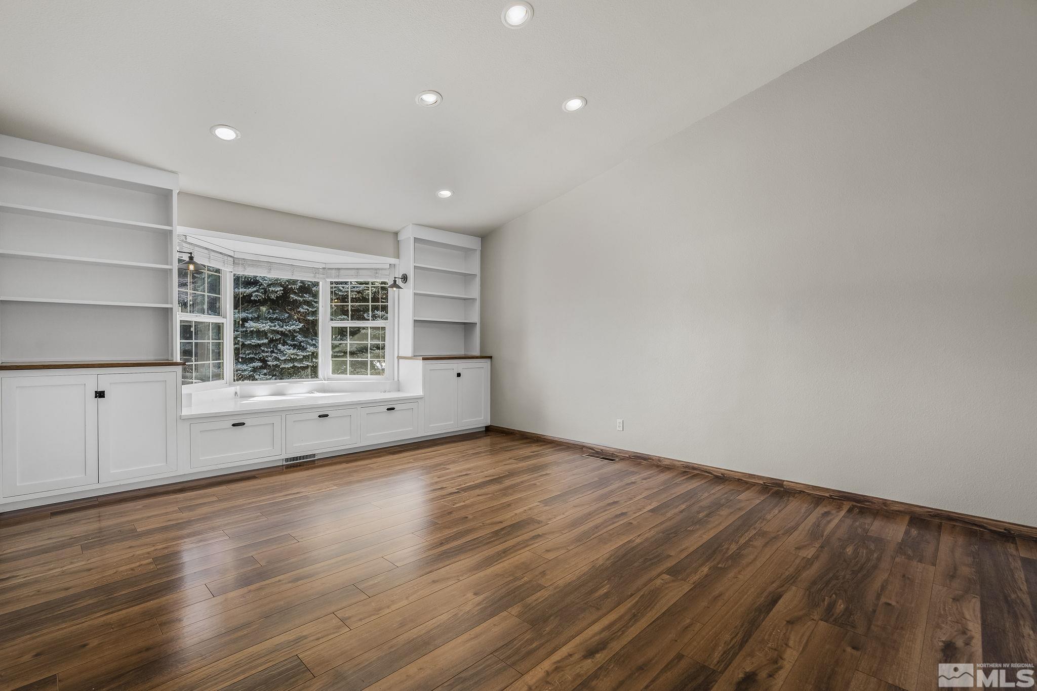 4785 Warren Way Reno, NV 89509 - Photo 5 of 30 Photo 5