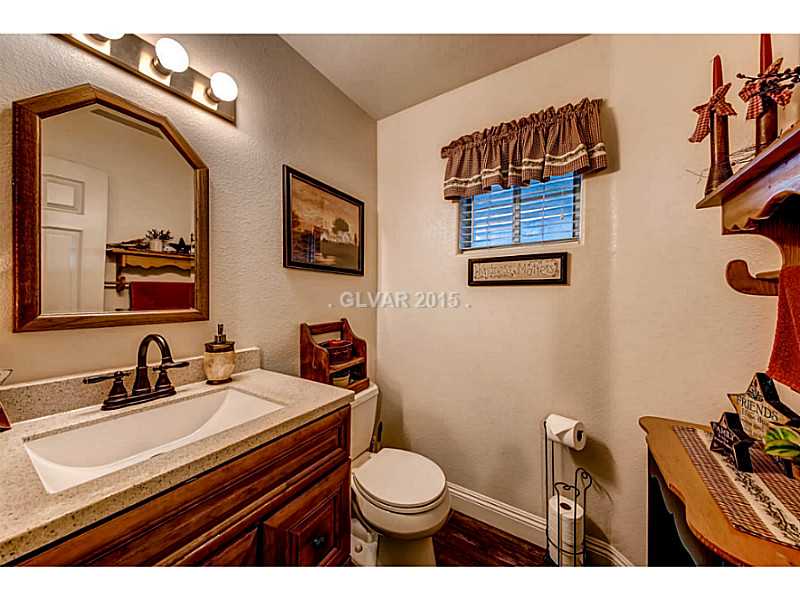 161 West Rochell Drive Henderson, NV 89015 - Photo 21 of 35 Bathroom.