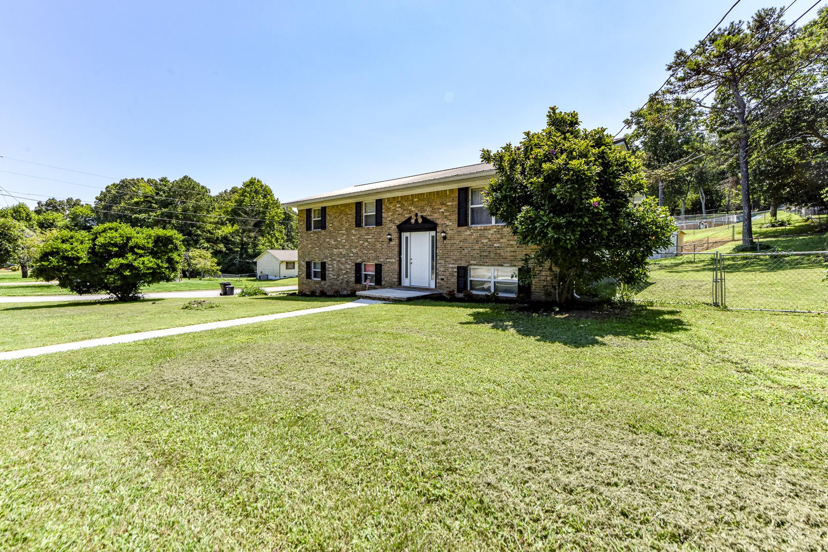 3404 Wexgate Road Knoxville, TN 37931 - Photo 2 of 29 Gallery Image 2