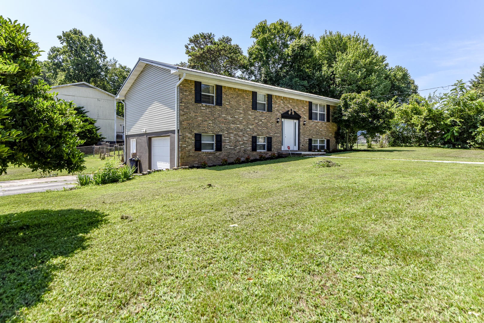 3404 Wexgate Road Knoxville, TN 37931 - Photo 3 of 29 Gallery Image 3