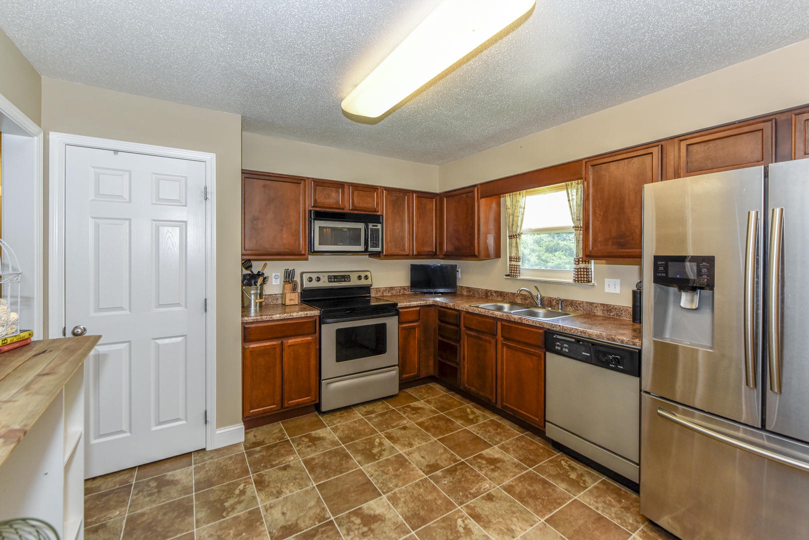3404 Wexgate Road Knoxville, TN 37931 - Photo 8 of 29 Gallery Image 8