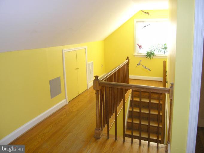 10212 Procter Street Silver Spring, MD 20901 - Photo 16 of 18 Interior (General)