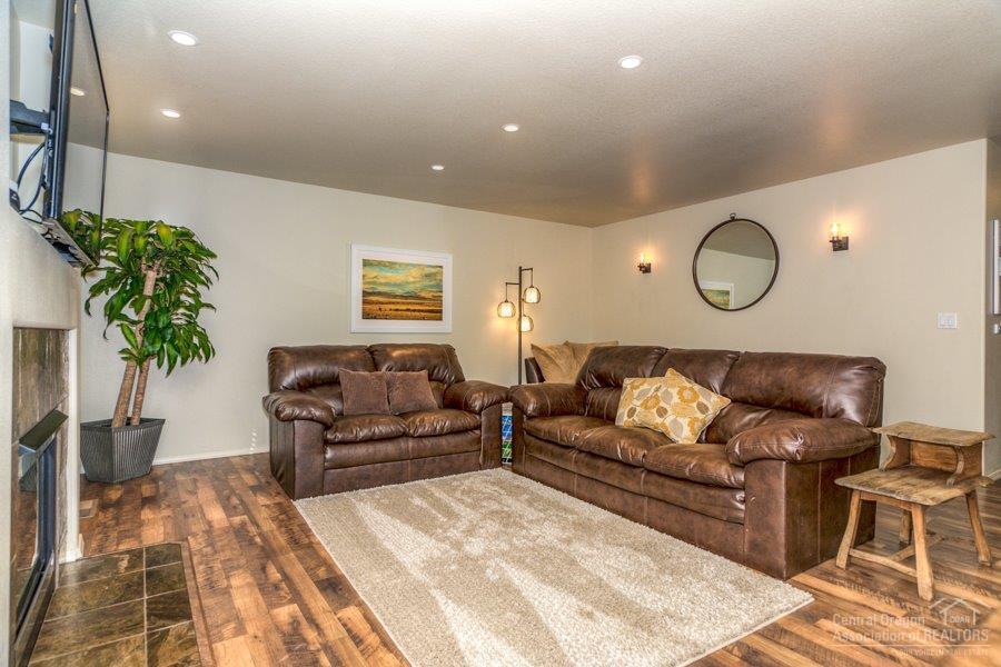20539 Rolen Avenue Bend, OR 97702 - Photo 7 of 23 Additional Photo