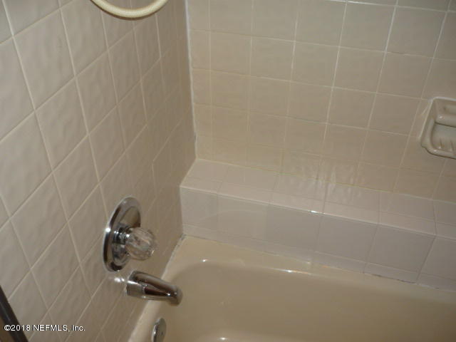 5437 Fort Caroline Road Jacksonville, FL 32277 - Photo 22 of 32 Master Bath