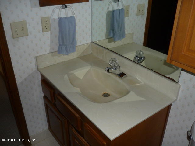 5437 Fort Caroline Road Jacksonville, FL 32277 - Photo 24 of 32 Hall Bath