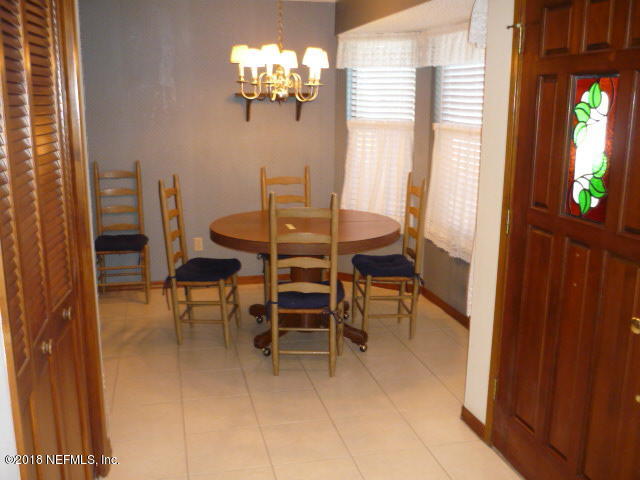 5437 Fort Caroline Road Jacksonville, FL 32277 - Photo 7 of 32 Entry & B'fast