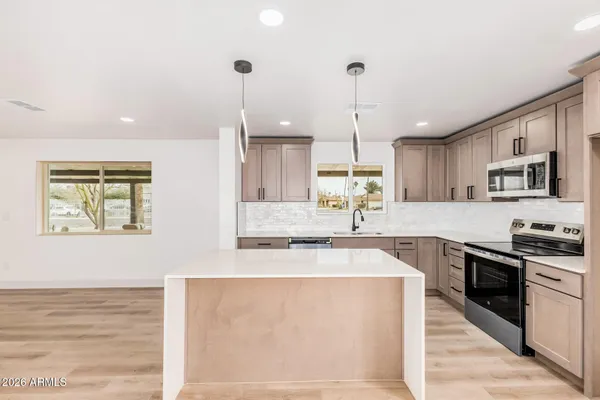 $425,000 | 12602 North 24th Street, Phoenix, AZ 85022
