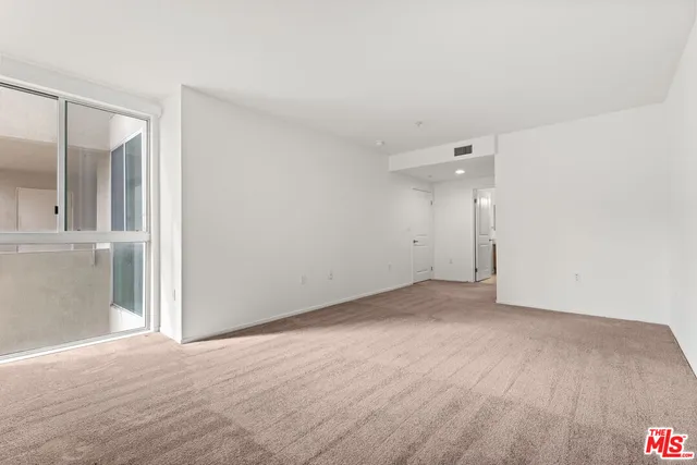 $2,800 | 267 San Pedro Street, Unit 507, Los Angeles, CA 90012