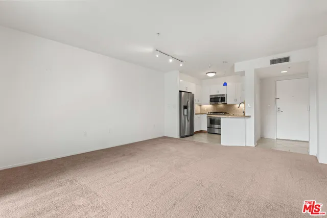 $2,800 | 267 San Pedro Street, Unit 507, Los Angeles, CA 90012