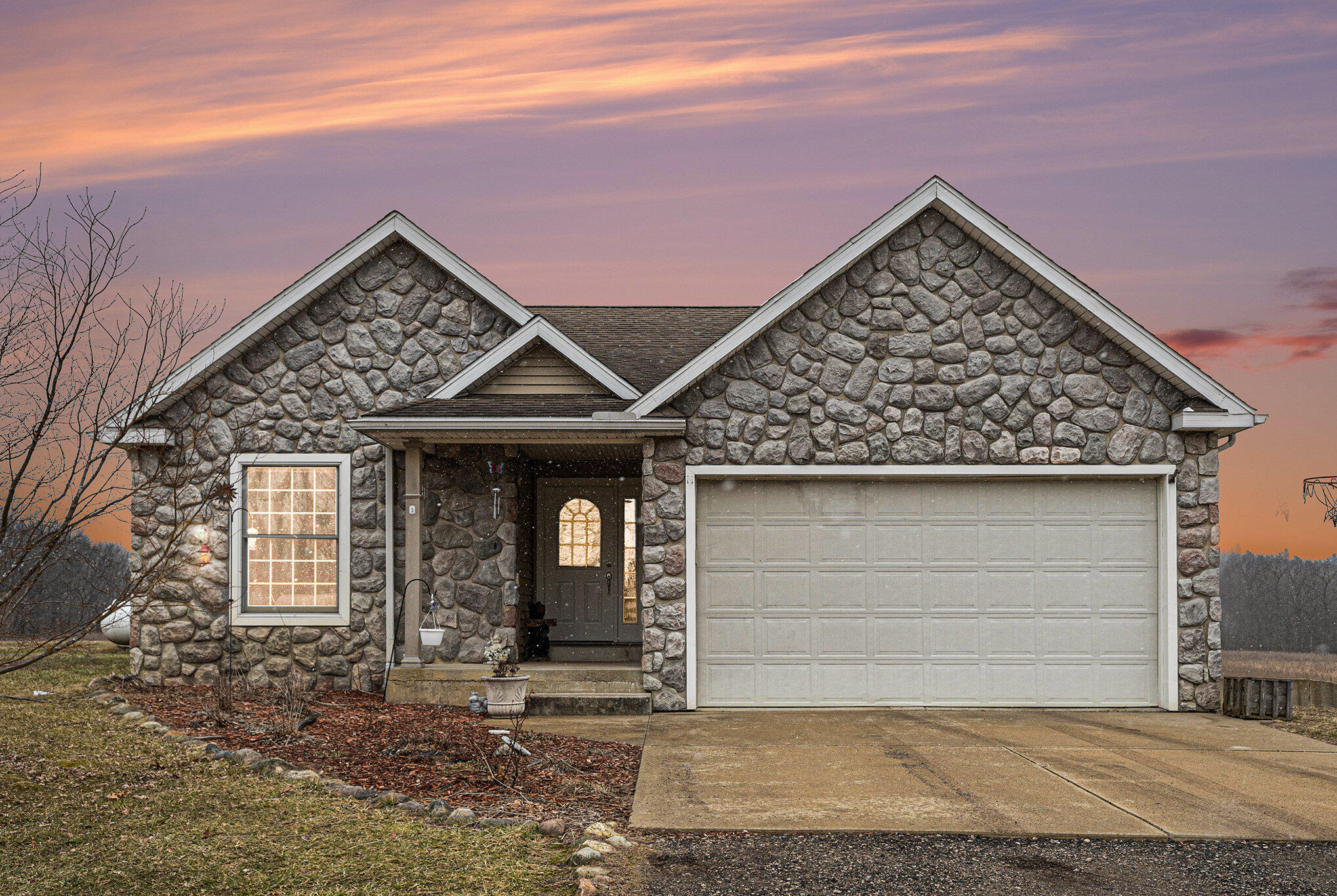 9515 Townley Road Springport, MI 49284 - Photo 1 of 26 Front View