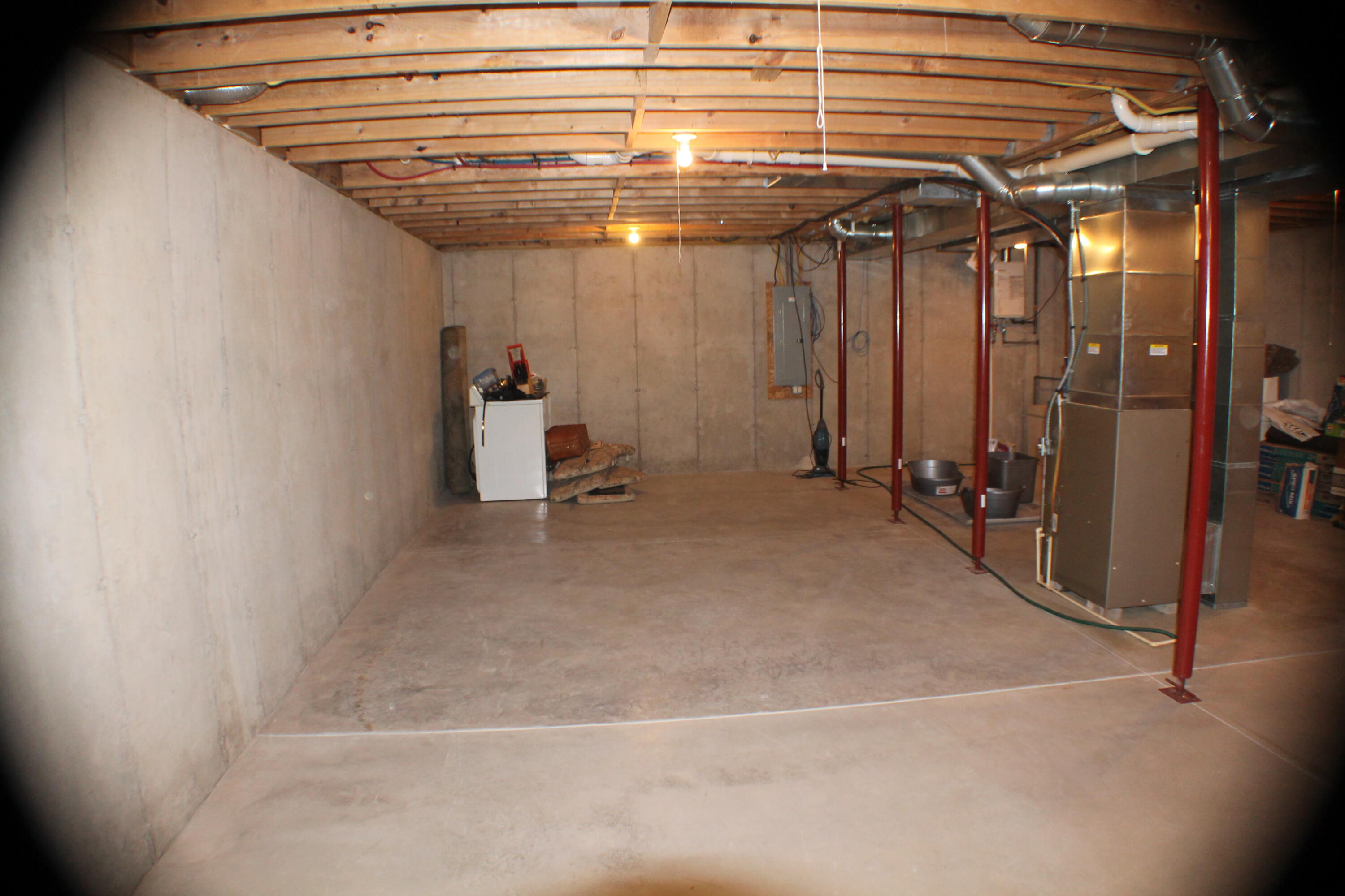 N1520 Spring Glen Road Menominee, WI 54135 - Photo 26 of 55 Basement