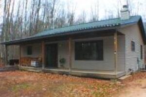 N1520 Spring Glen Road Menominee, WI 54135 - Photo 2 of 44 Front