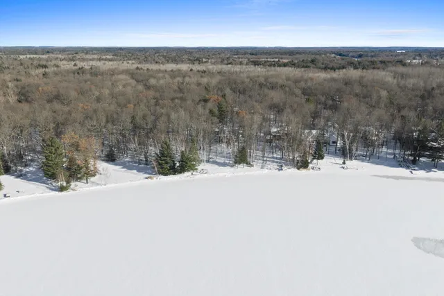 $275,000 | N1520 Spring Glen Road, Menominee, WI 54135