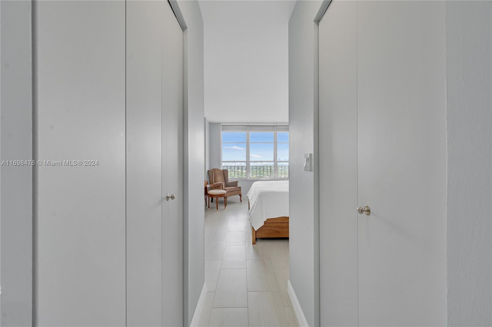 4101 Pine Tree Drive, Unit 1702 Miami Beach, FL 33140 - Photo 17 of 51 a en suite bathroom with a toilet