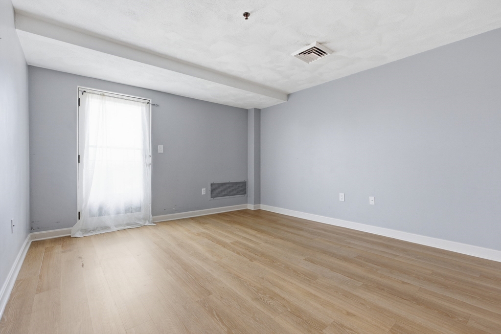 39 Parlin Street, Unit 404 Everett, MA 02149 - Photo 10 of 30