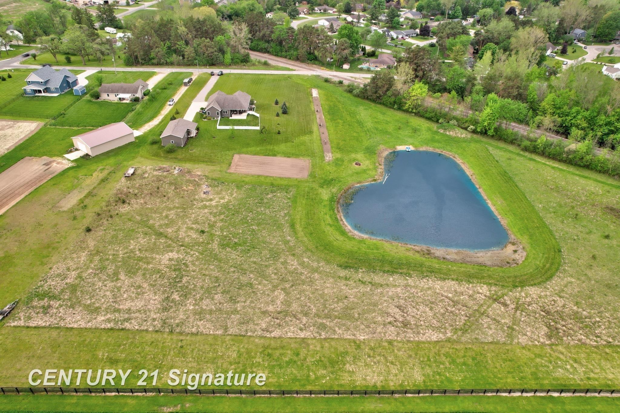 11056 Sarle Road Freeland, MI 48623 - Photo 75 of 80 50208910-284e3ae2-bcd3-4b40-ae6a-744f3d3b6348.JPG