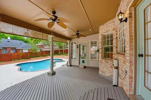 $610,000 | 34 Outervale Place, The Woodlands, TX 77381