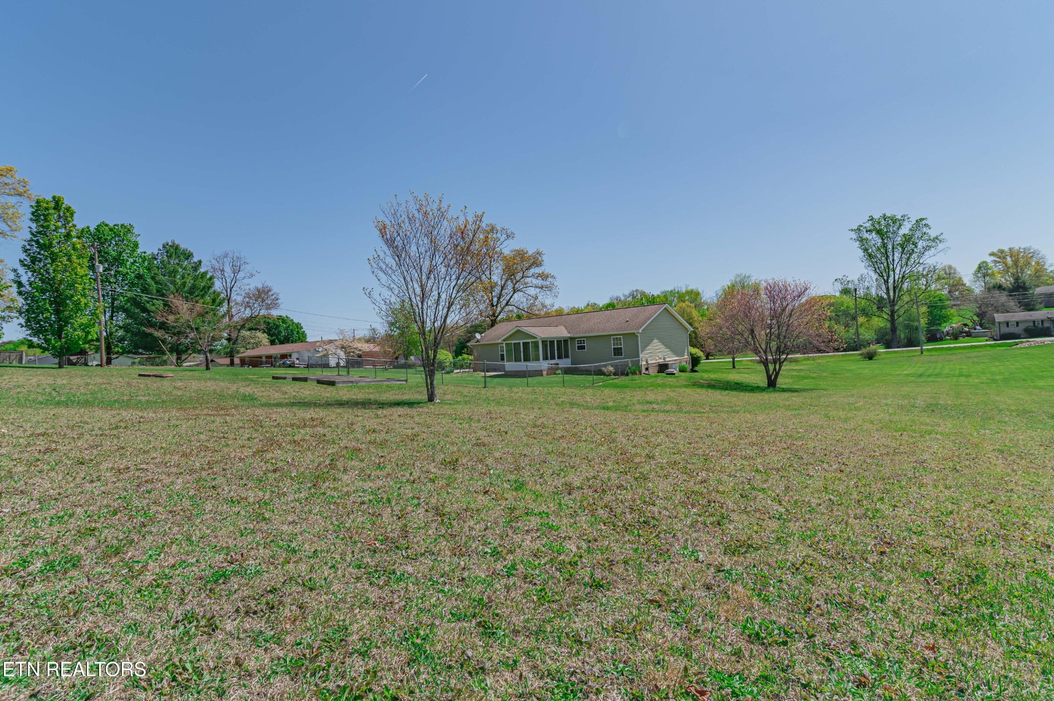 8007 Tazewell Pike Corryton, TN 37721 - Photo 34 of 43 a view of a green field
