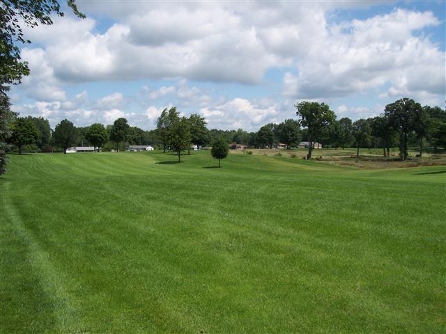 1215 South Zimmer Road Warsaw, IN 46580 - Photo 16 of 21 Gallery Image 16