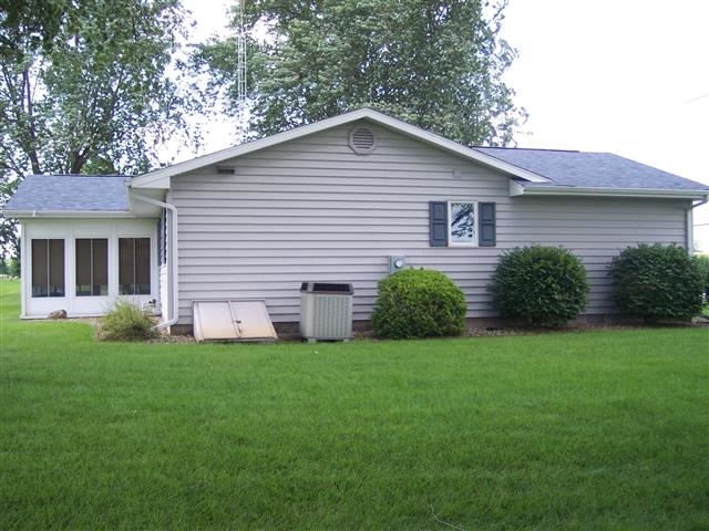 1215 South Zimmer Road Warsaw, IN 46580 - Photo 19 of 21 Gallery Image 19