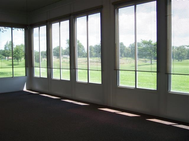 1215 South Zimmer Road Warsaw, IN 46580 - Photo 4 of 21 Gallery Image 4