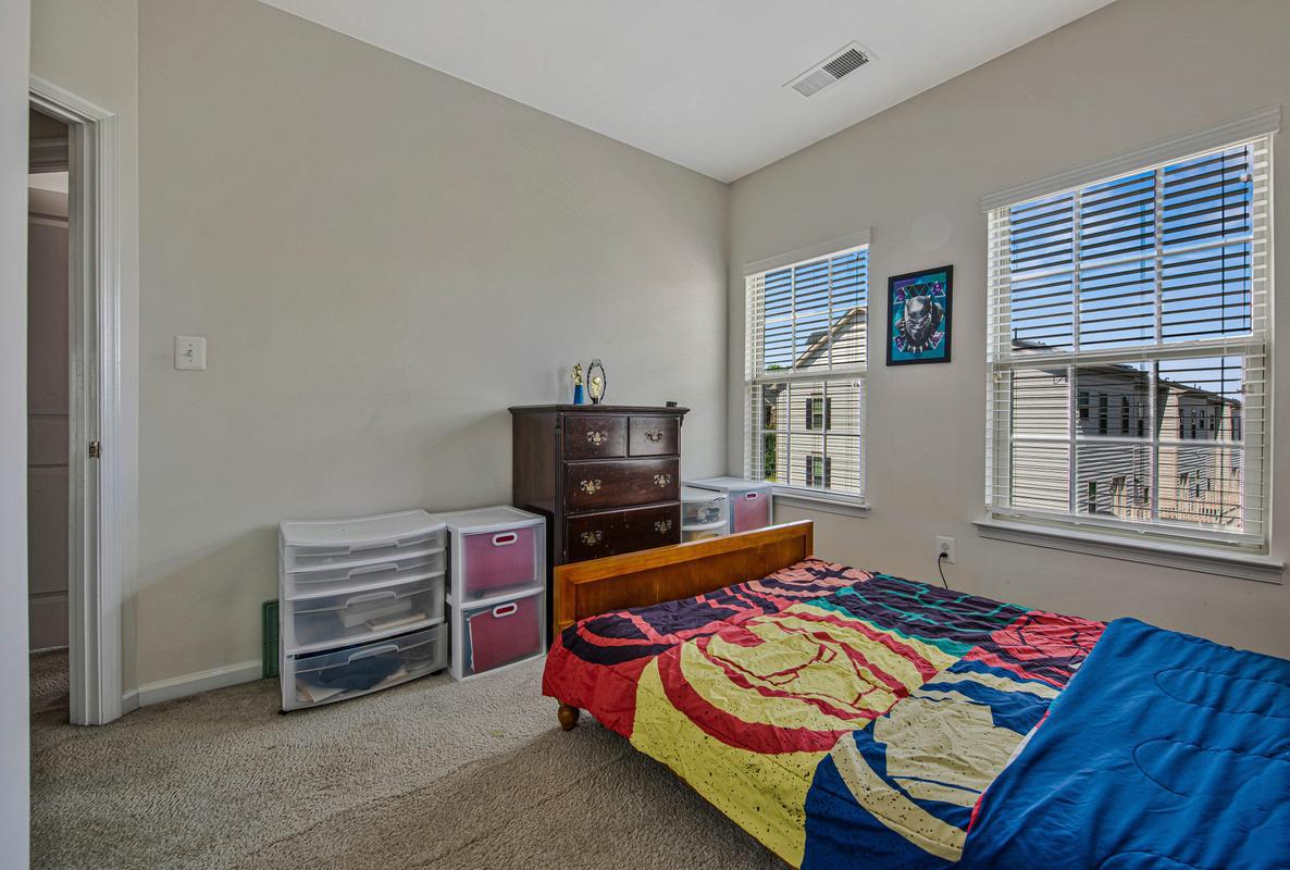 14413 Sandy Ridge Lane Laurel, MD 20707 - Photo 26 of 41 Third bedroom