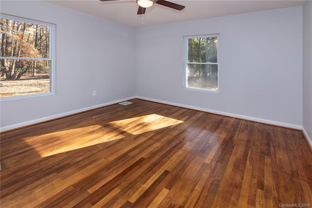 6230 Williams Road Charlotte, NC 28215 - Photo 14 of 22 Gallery Image 14