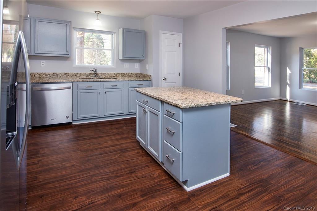 6230 Williams Road Charlotte, NC 28215 - Photo 8 of 22 Gallery Image 8