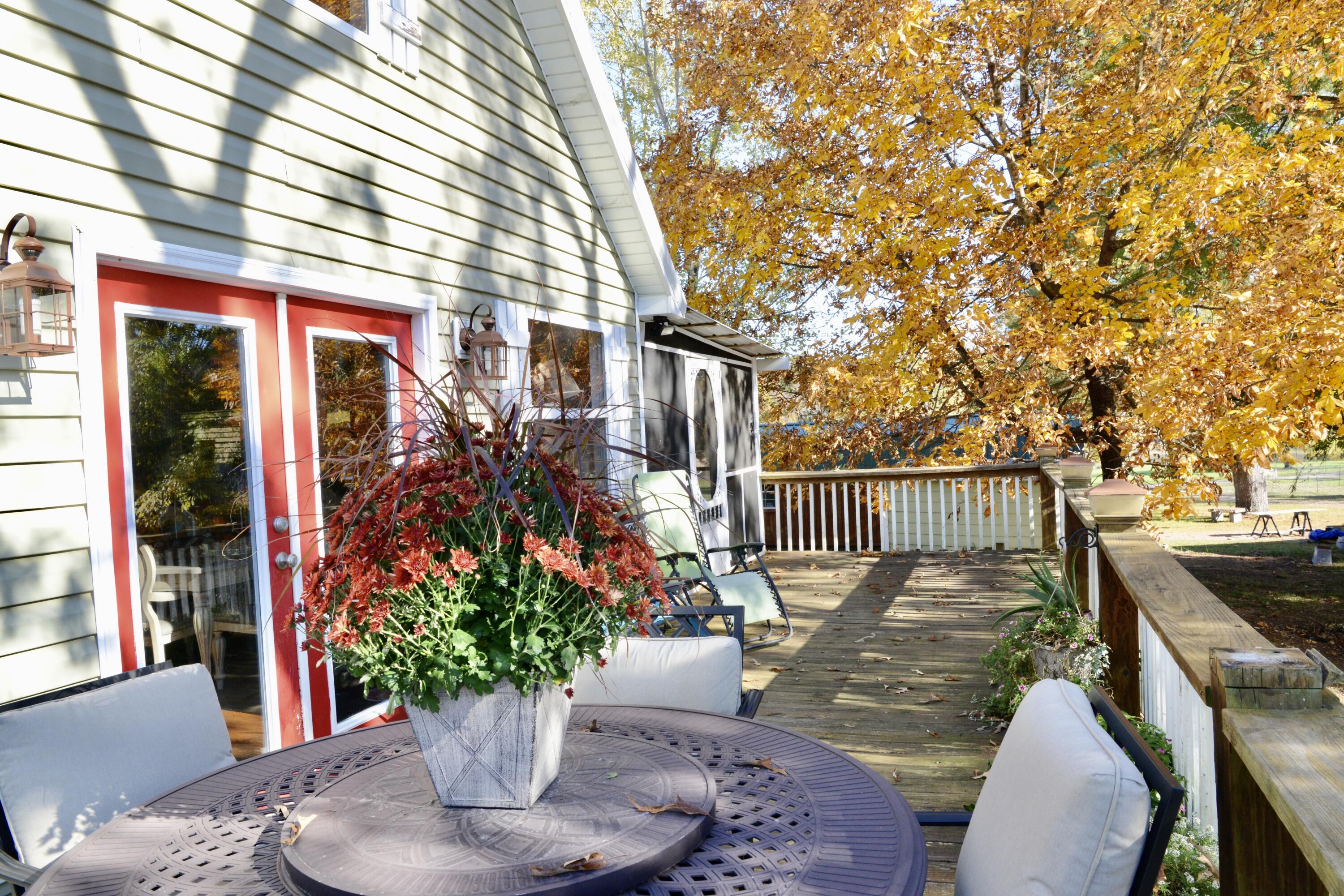 1310 Shaver Loop Road Dayton, TN 37321 - Photo 23 of 24 22-Back deck