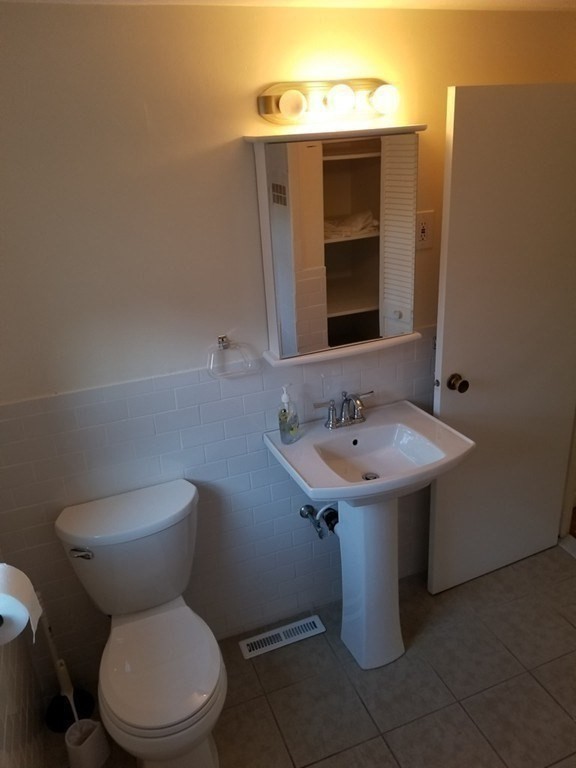 169 Lake Shore Road, Unit 2 Boston, MA 02135 - Photo 9 of 11