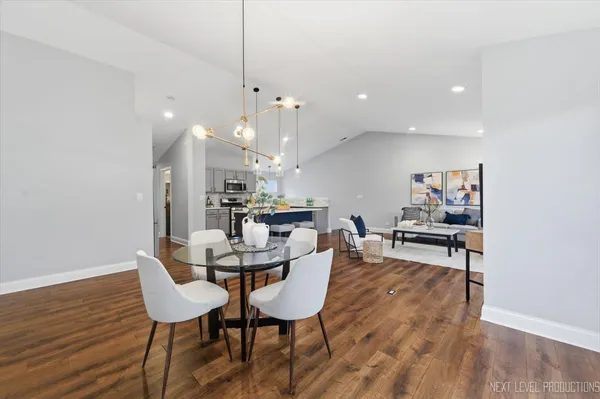 $2,650 | 1078 Park Hill Circle, Unit 1078, Aurora, IL 60502