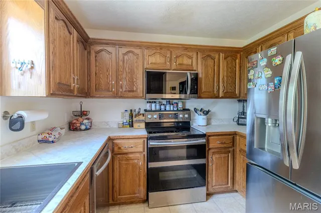 $218,000 | 13458 Toffee Lane, St. Robert, MO 65584