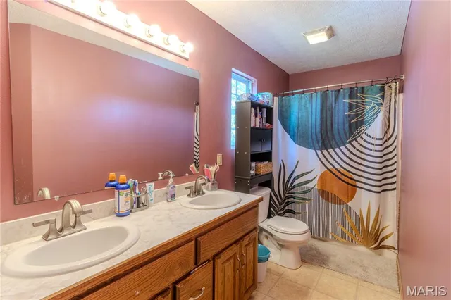 $218,000 | 13458 Toffee Lane, St. Robert, MO 65584