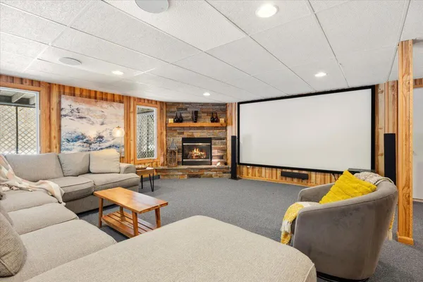 $1,450,000 | 5 Wildwood Lane, Scarborough, ME 04074