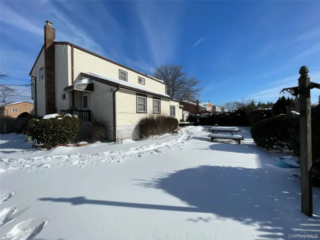 $699,990 | 1286 America Avenue, West Babylon, NY 11704