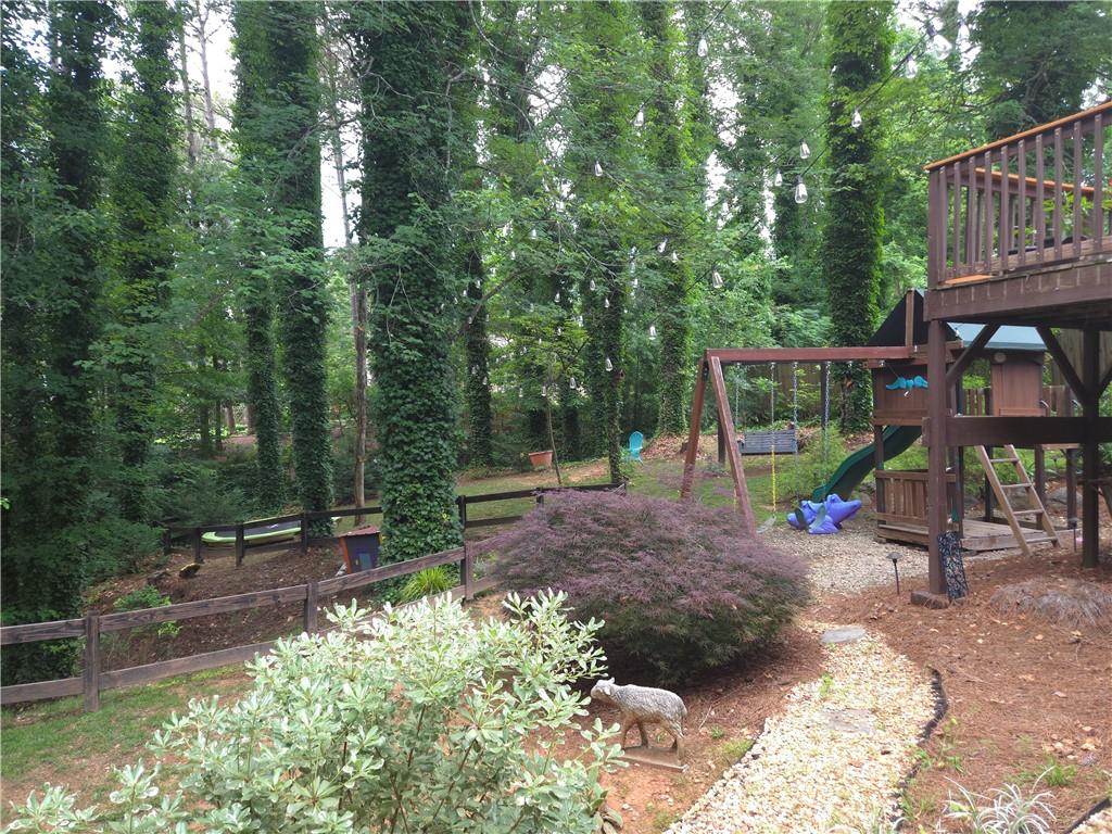 102 Thomas Drive Dallas, GA 30157 - Photo 23 of 39