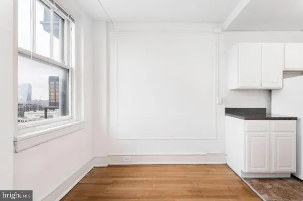 $1,905 | 2100-2 Walnut Street, Unit 7C, Philadelphia, PA 19103