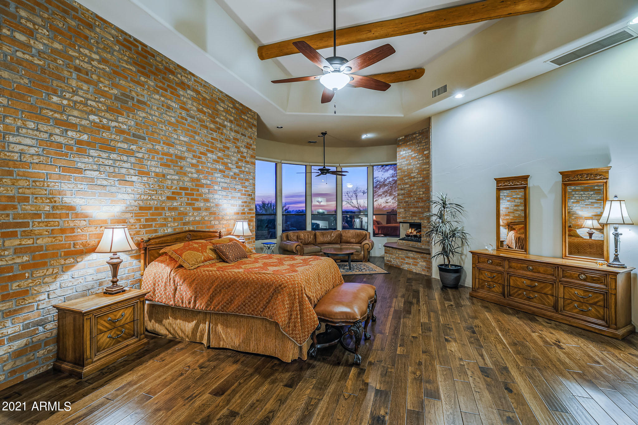 24200 North Alma School Road, Unit 49 Scottsdale, AZ 85255 - Photo 14 of 50 Master Bedroom