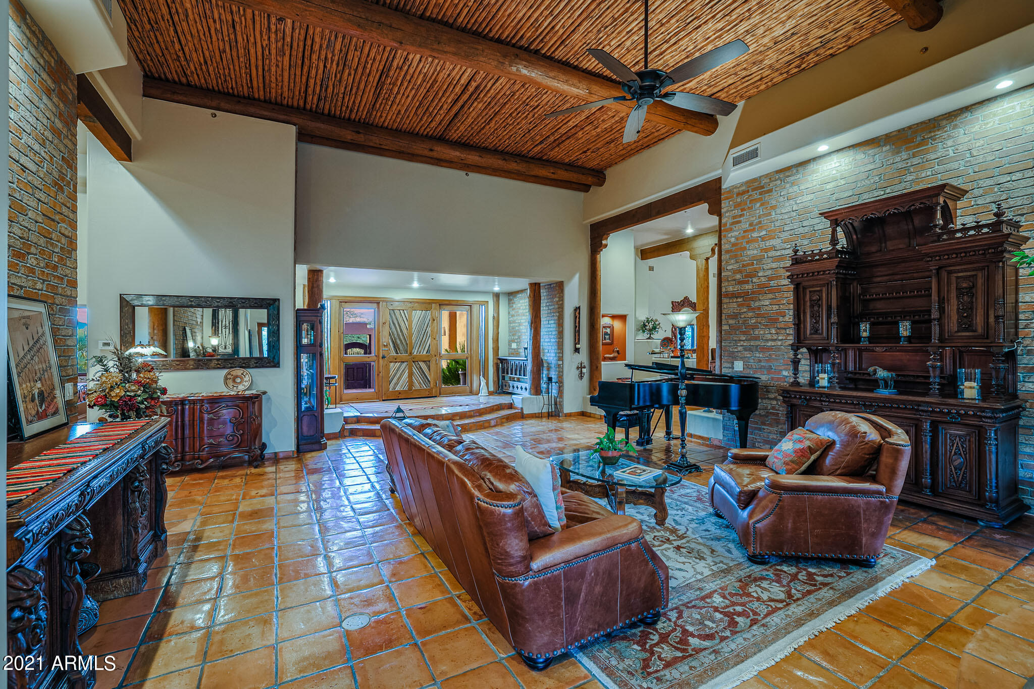 24200 North Alma School Road, Unit 49 Scottsdale, AZ 85255 - Photo 4 of 50 Great Room