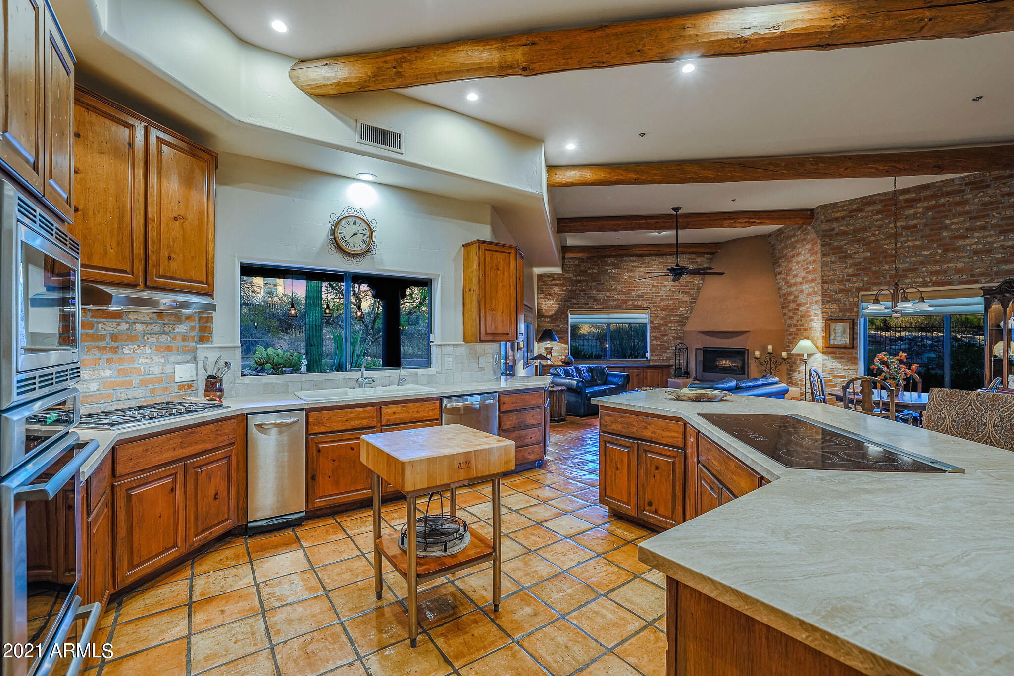 24200 North Alma School Road, Unit 49 Scottsdale, AZ 85255 - Photo 9 of 50 Kitchen