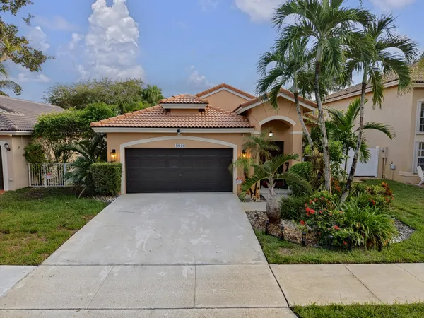 $639,000 | 20310 Southwest 3rd Street, Pembroke Pines, FL 33029