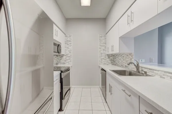 $1,800 | 2701 Bellefontaine, Unit B1, Houston, TX 77025