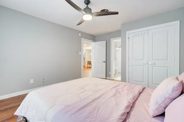 $1,800 | 2701 Bellefontaine, Unit B1, Houston, TX 77025