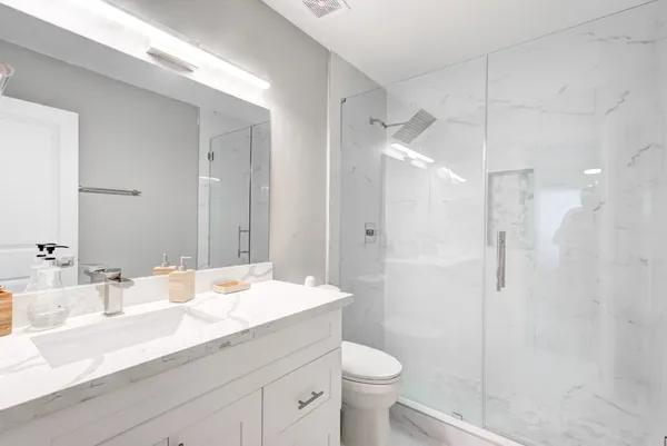 $1,800 | 2701 Bellefontaine, Unit B1, Houston, TX 77025