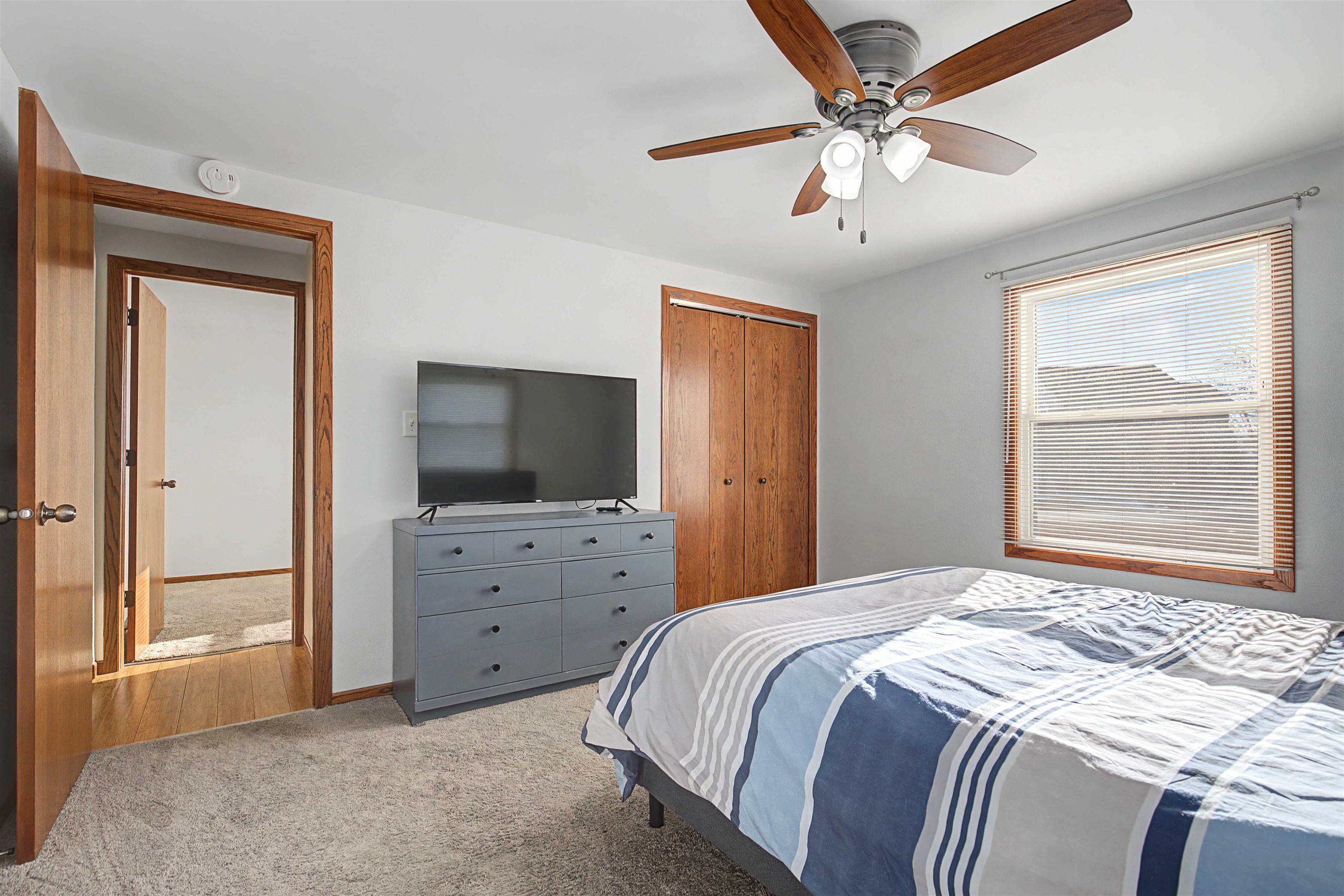 325 Apache Court Galena, IL 61036 - Photo 12 of 43