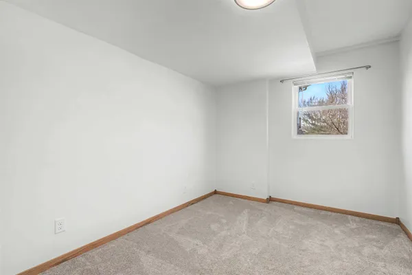 $349,900 | 325 Apache Court, Galena, IL 61036