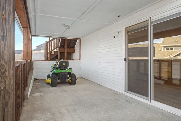 $349,900 | 325 Apache Court, Galena, IL 61036