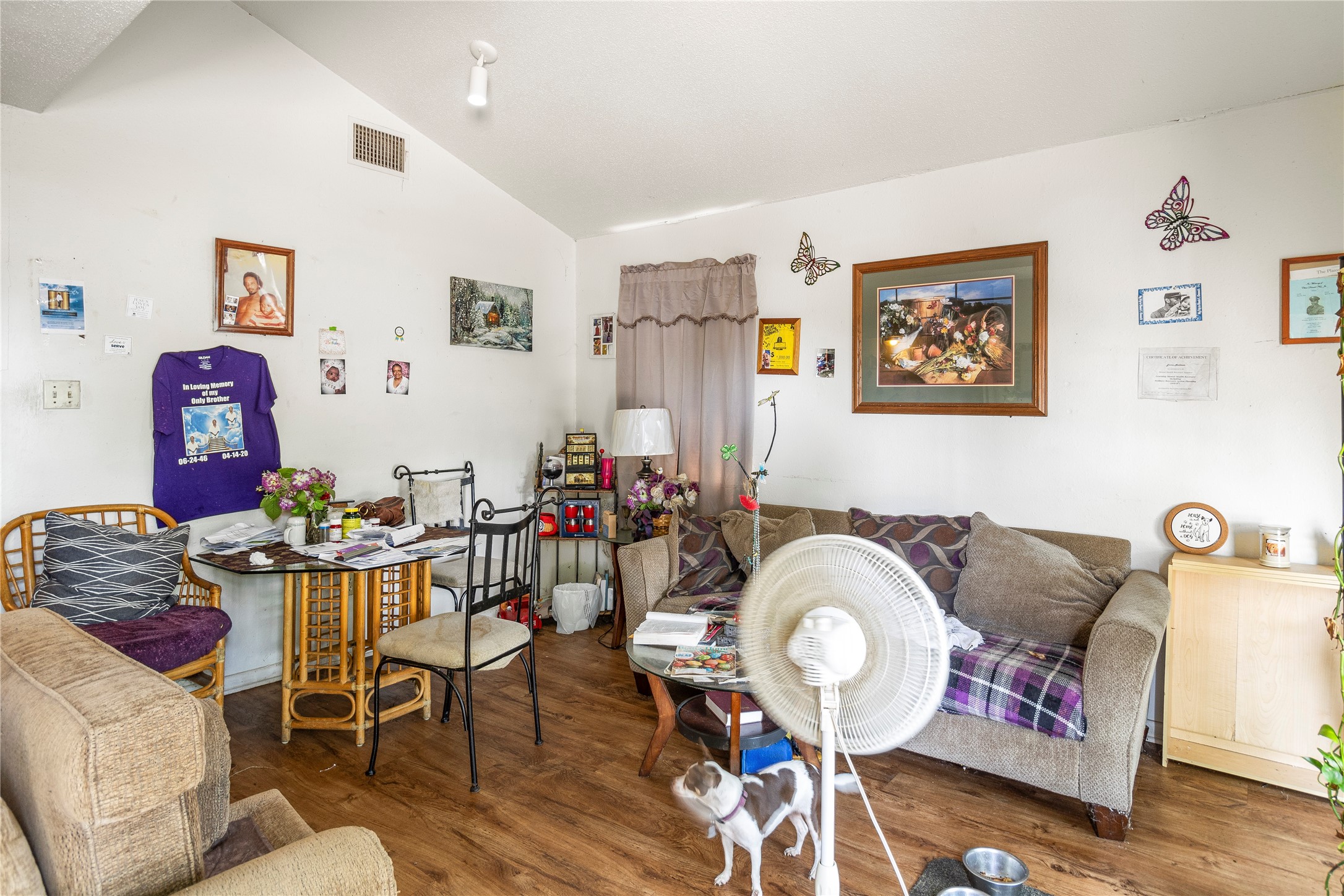 4121 Old Hearne Road Bryan, TX 77803 - Photo 2 of 14 a living room with furniture and rug